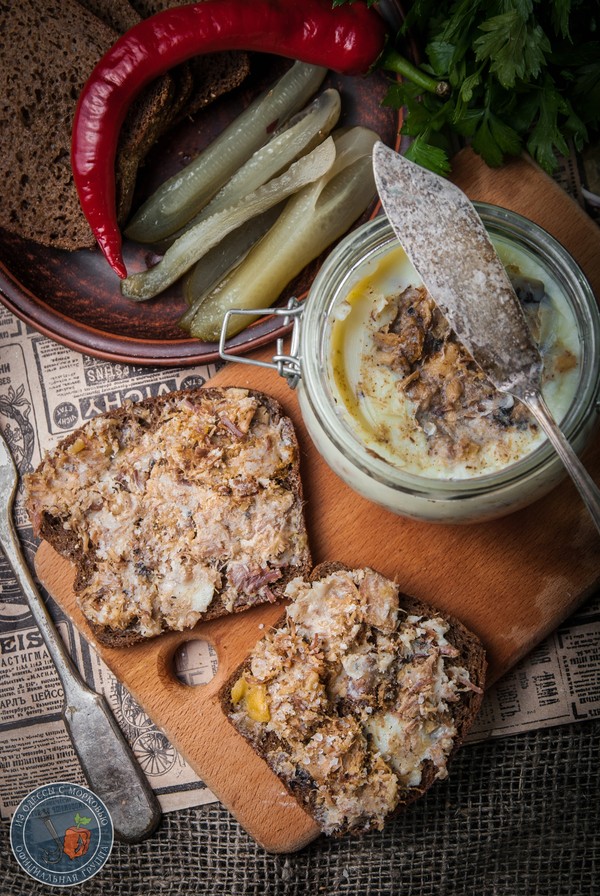 Старопольский смалец. кулинария, еда, длиннопост, рецепт, из Одессы с морковью, сало, Бра