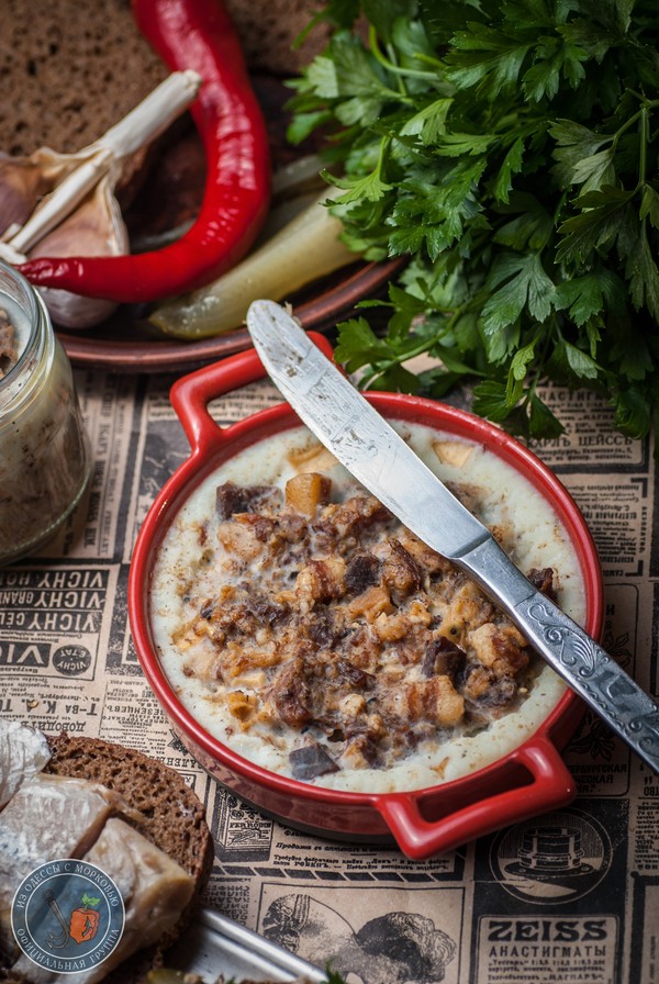 Старопольский смалец. кулинария, еда, длиннопост, рецепт, из Одессы с морковью, сало, Бра