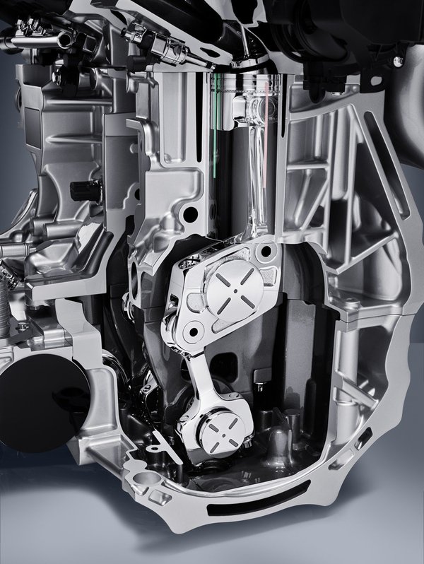 Турбомотор Infiniti с переменной степенью сжатия показали в Париже