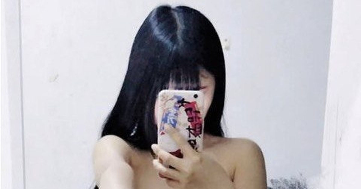 Selfie Young Asian Girl Massage Tite Fingering