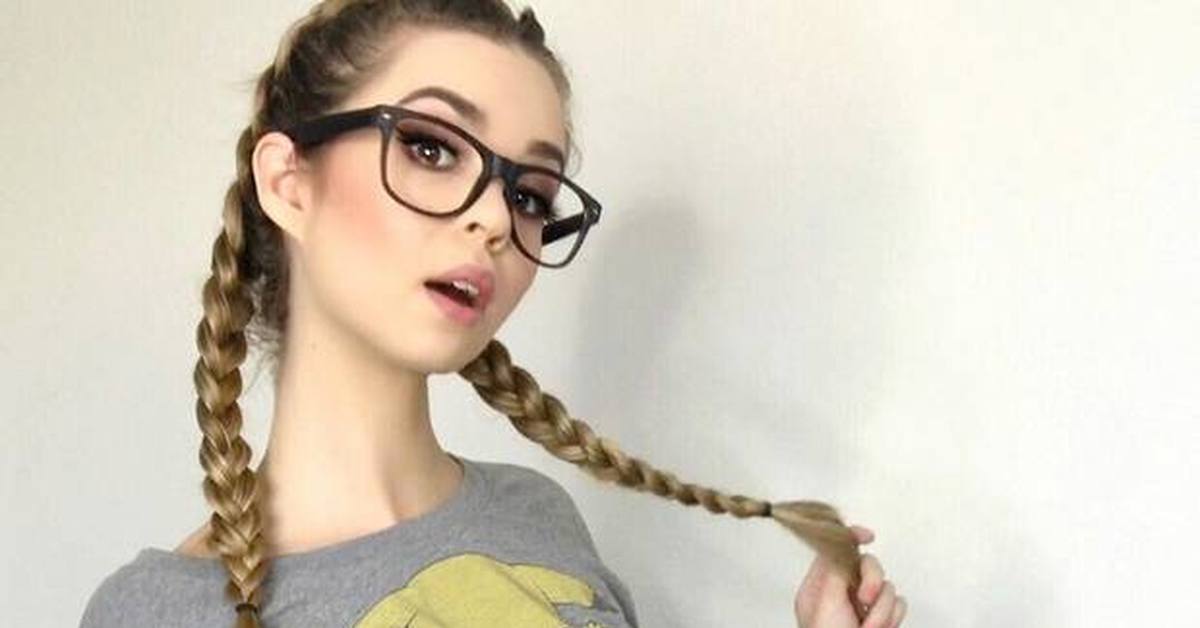 Nerdy pigtails