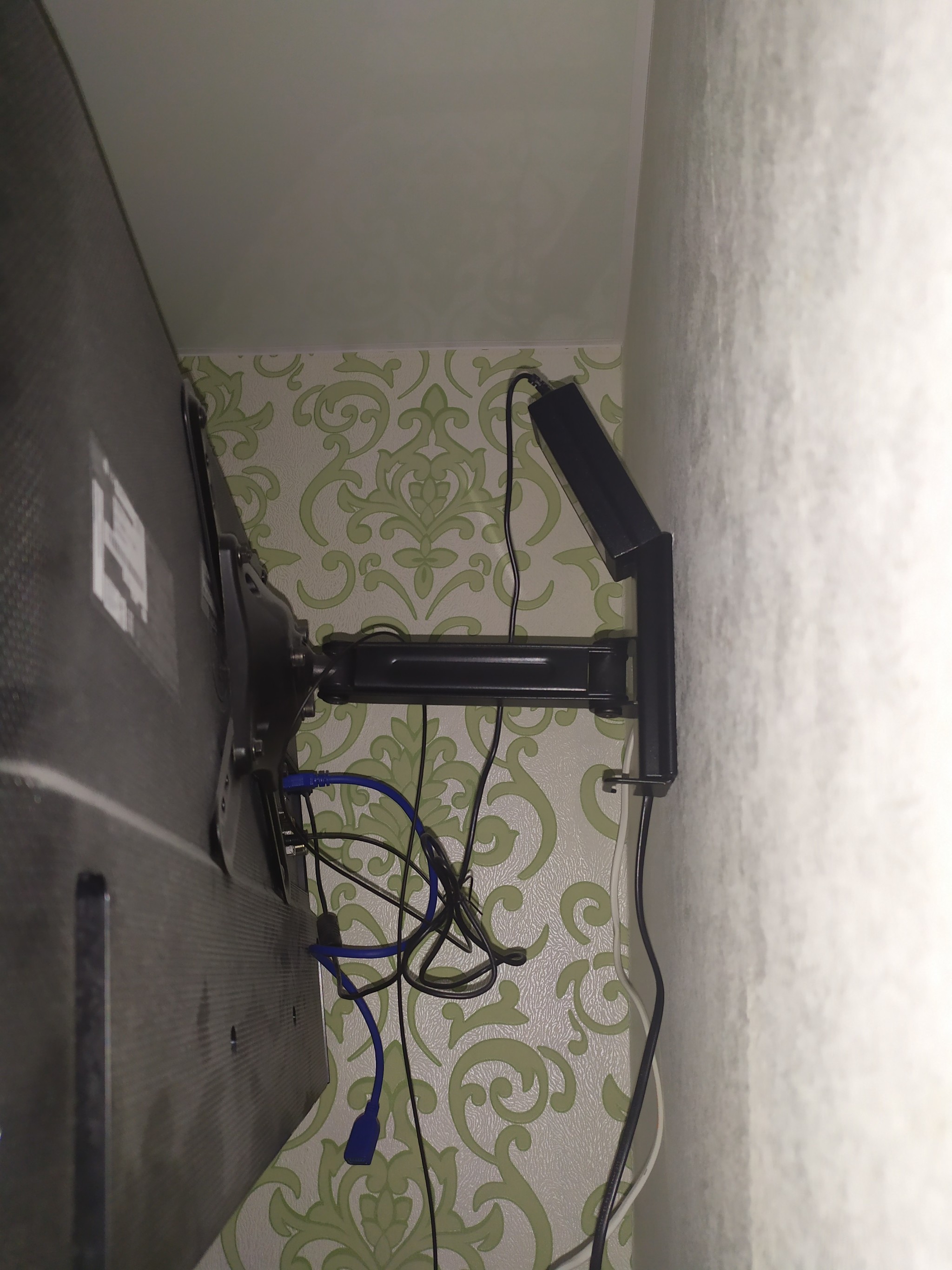 Монитор + тв приставка, как замена телевизору? | Пикабу