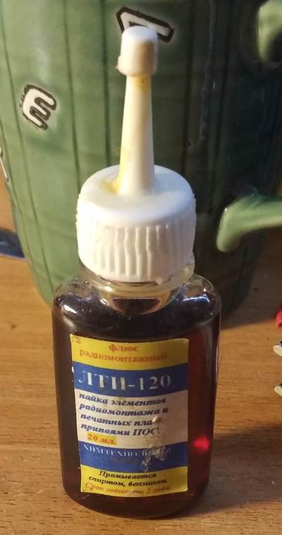 При какой температуре паяют паяльной станцией