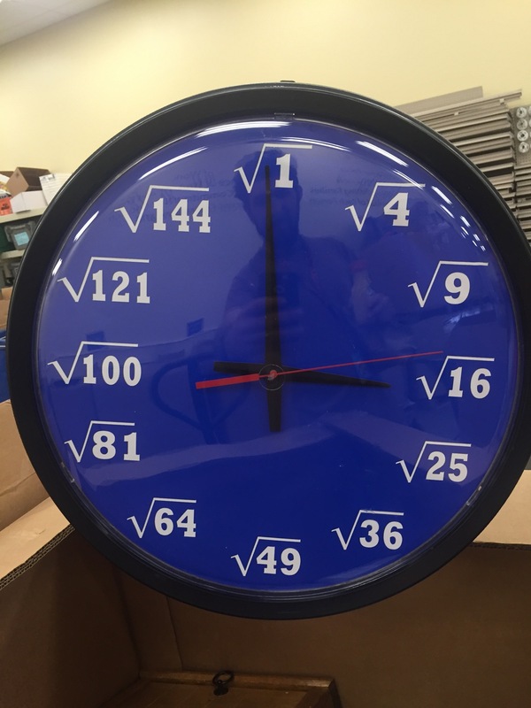 Какие то сложные часы