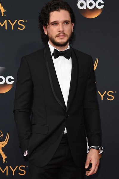 Actors and creators of the series Game of Thrones at the Emmy Awards 2016. Let's just admire the beautiful and elegant. - Game of Thrones, Game of thrones, Castes, Emmy, Gwendoline Christie, Maisie Williams, Emilia Clarke, Kit Harington, Longpost, Emmy Awards