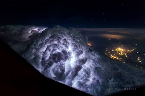 Handsomely. - Aviation, Thunderstorm, Night, , 