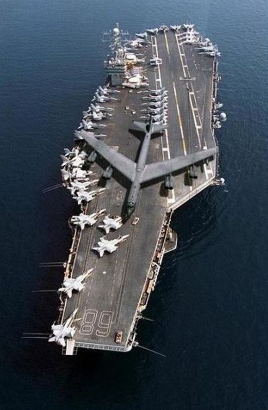 I park like a motherfucker - Airplane, Aircraft carrier, Stopham