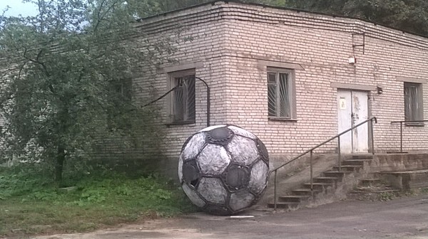 Assembled a miniature brick house - Football, Surrealism, My, Modeling