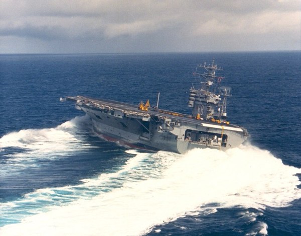 An aircraft carrier under 100 tons can also anneal sideways :) - Aircraft carrier, Aviation, Falls sideways, 