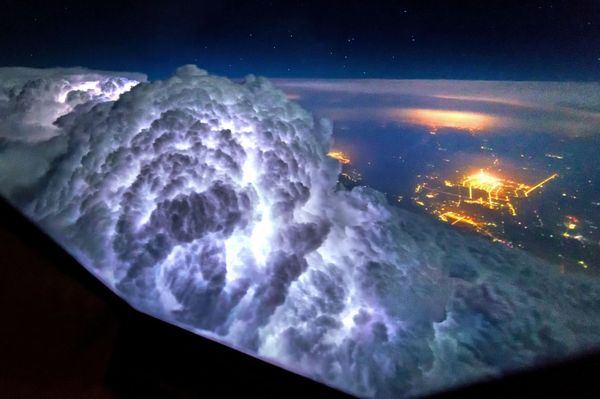 This is what a storm looks like from the cockpit - Storm, Clouds, Lightning, Thunderstorm, Airplane, Cockpit, Cabin