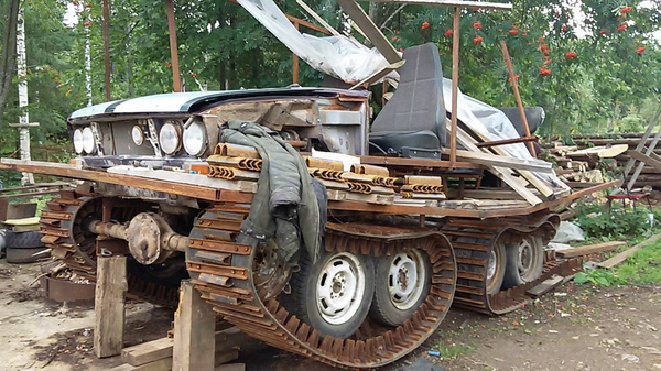 A neighbor in the country pumped a wheelbarrow - My, Car, Tanks, Our hands are not for boredom, Auto