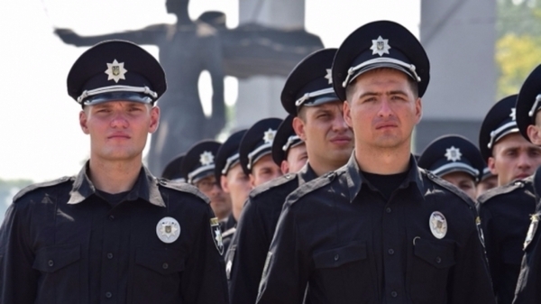 Раде предложили выдать украинским полицейским «мандат на убийство».