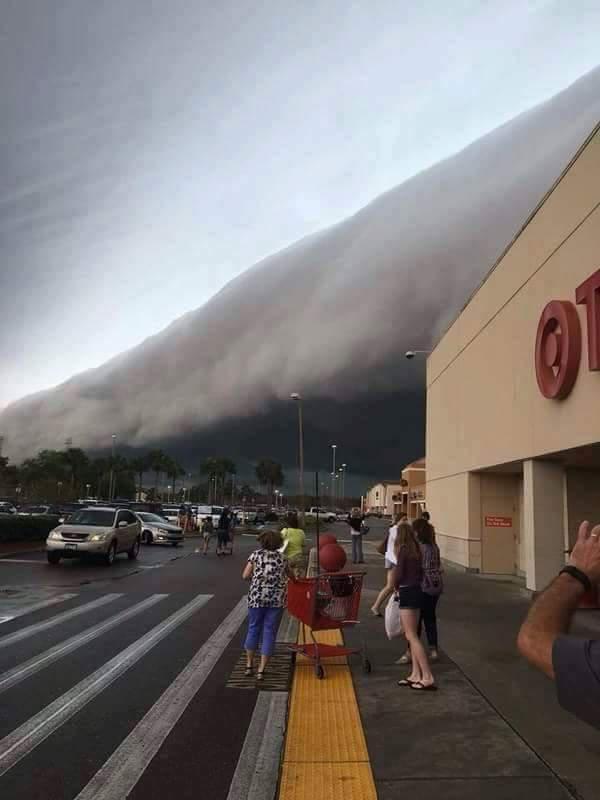 Cloud over Austin - Photo, USA