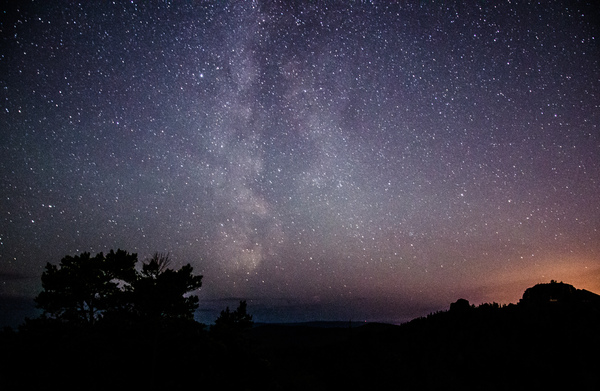Night in the reserve Stolby. Krasnoyarsk. - My, Landscape, Stars, Milky Way, Pillar, Night, The photo, My, Nature, Stars