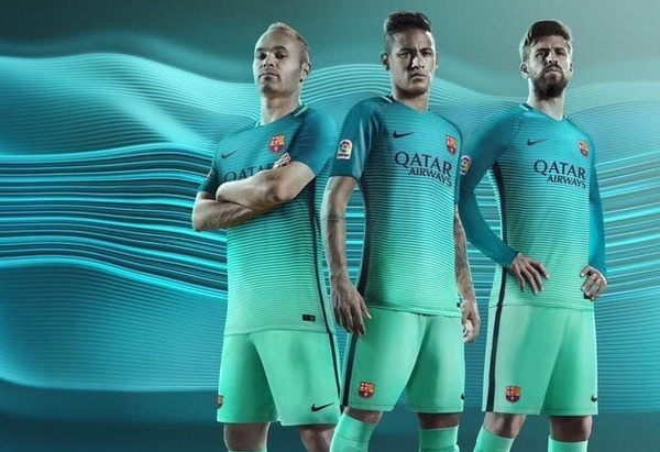 FC Barcelona new kit - Football, Barcelona, Photo, Barcelona Football Club