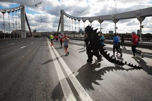 Godzilla at Moscow Marathon 2016 - POV - Moscow Marathon, Godzilla, Triathlon, Longpost