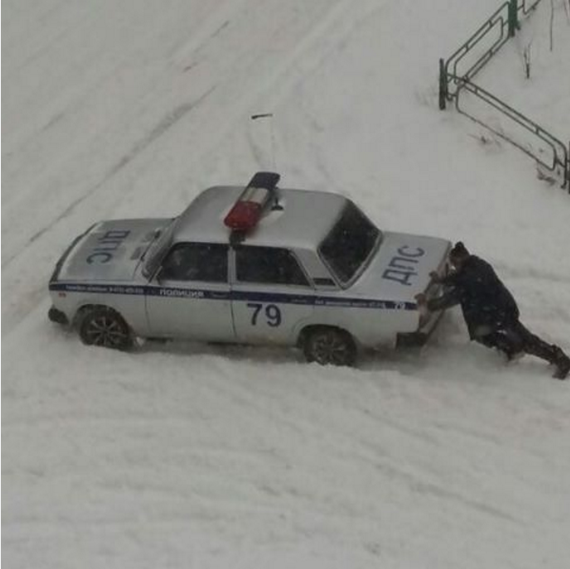 Тем временем в г. Мирный - ДПС, Зима, Снег