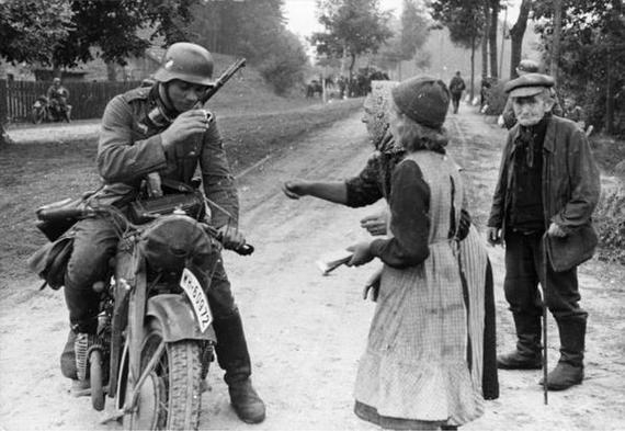 Картинки по запросу "польша встречает немцев 1939"