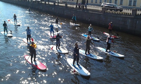 Костюмированный парад на серфах проплывет по Фонтанке