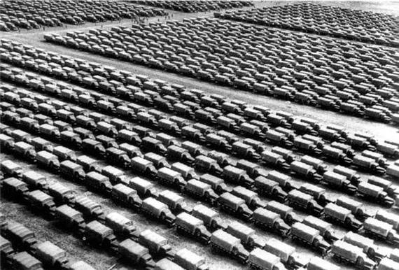 Studebakers from American lend-lease supplies in the reserve of the Red Army command. Mozhaisk. May 1944 - Photo, Lend-Lease, Studebaker