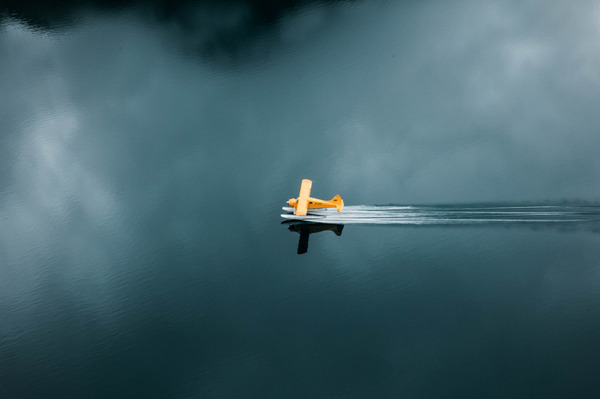 Splashing, oh Kodiak, Alaska - Airplane, Landing, Splashdown