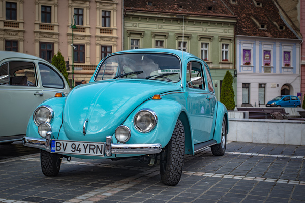Today in our town there was a small exhibition of retro cars. - My, Photo, Retro, Story, Brasov, Romania, Longpost