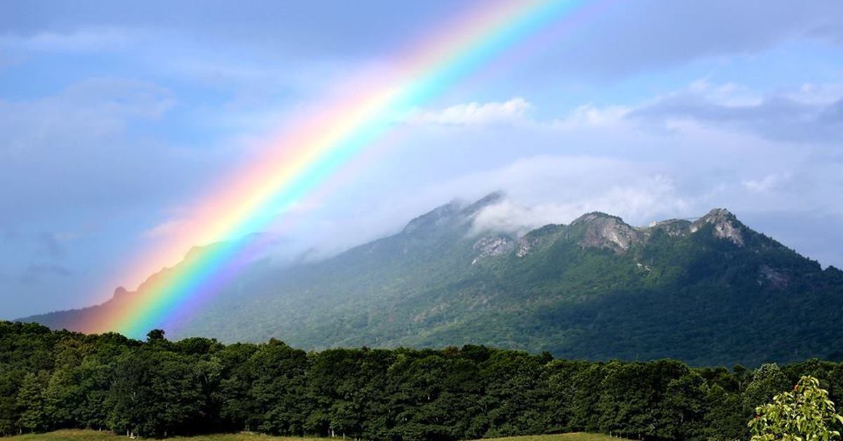 Very weather. Радуга фото. Горы и Радуга голубое небо. Rainbow weather. Nice weather.