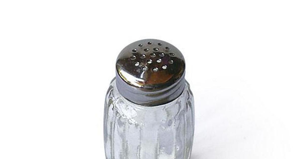 перечница электрическая. набор для специй доляна «стандарт», 2 шт: солонка и перечница 100 мл. украла солонку и перечницу в самолете. солонка и перечница дизайнерские. солонка эстет стеклянная с металлической крышкой 9 см.