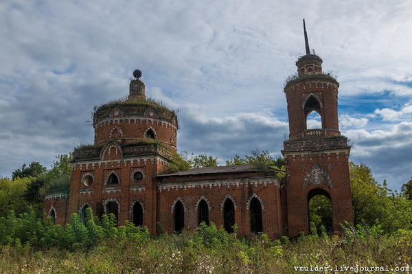 Stalk in the soul, but bright Russia in the heart or the Church on Chicken Legs - My, Lipetsk region, Church, Temple, Abandoned, Abandoned, Orthodoxy, Religion, , Video, Longpost