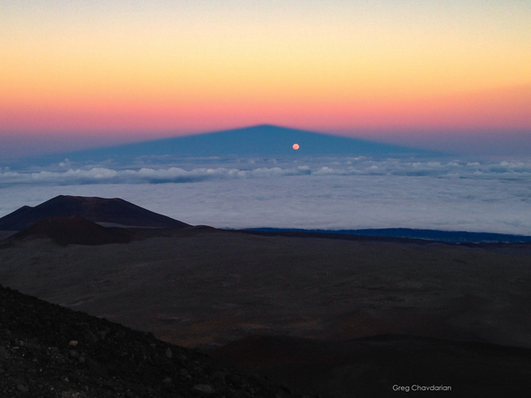 Moon in the shadow of Mauna Kea volcano, Hawaii - moon, Shadow, Volcano, Mauna Kea Volcano