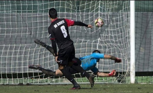 In Croatia, the referee canceled a clean goal, not believing in a hole in the net - Video, Football, Error, Arbitrator