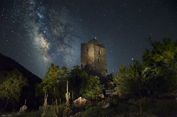     Kitriniaris Castle     .  , , , 