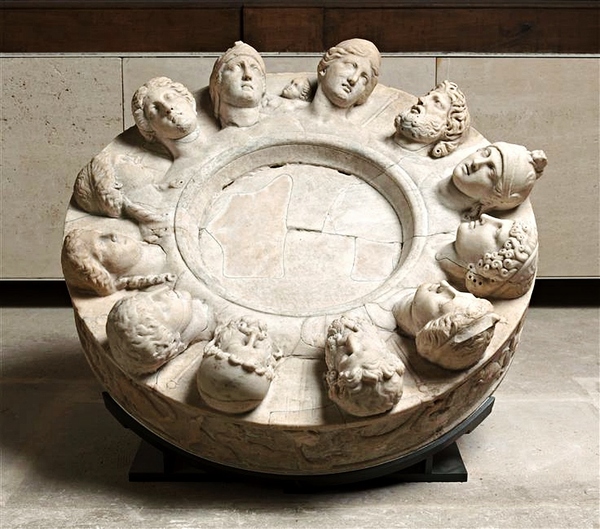 Zodiac circle - Zodiac signs, God, Italy