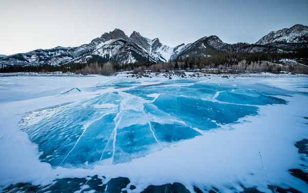 Frozen lake in the mountains - Lake, Ice, Nature, Wallpaper, The mountains