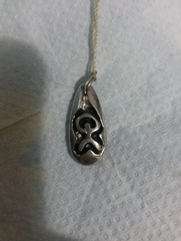 Please tell me what is this symbol on the pendant. I can't find anywhere what it is. - My, , Help