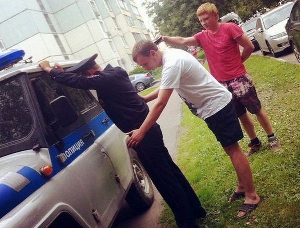 In MOTHER RUSSIA, you arrest the police