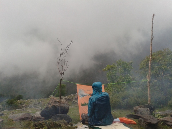 A cloud came from below, Khirganga (Himachal Pradesh) 2850 m. - India, Travels, Himalayas