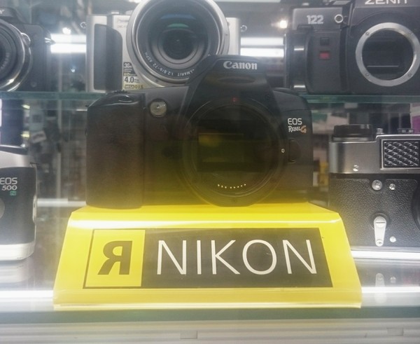   Nikon, Canon, 