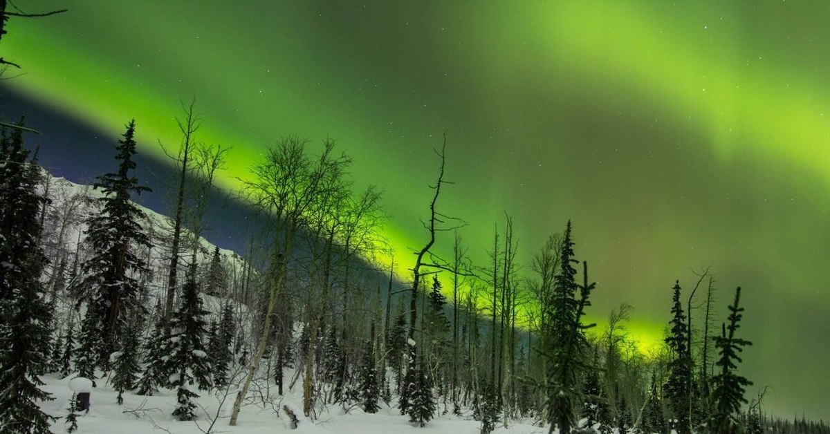 Северное плато. Норильск природа и Северное сияние. Тундра Норильск природа. Тундра Норильск зима. Северное сияние в горах Норильска.