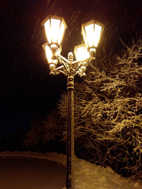 Sneaker sample - No filters, Lamp, The street, Night, Snow, Murmansk, Mobile photography, Photo, My