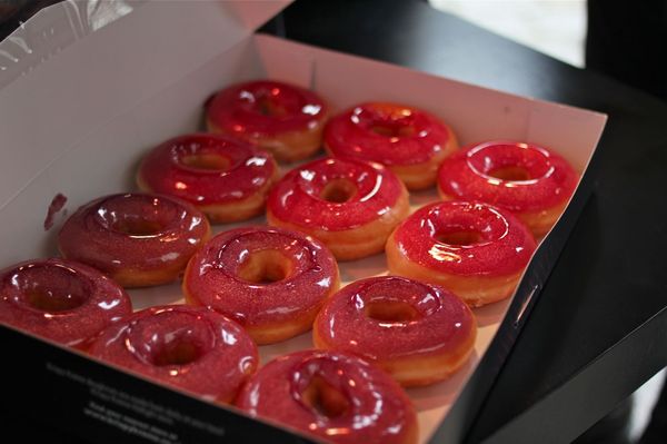 shiny donuts - Donuts, Glaze, beauty, Tinsel, Food, Yummy, Beautiful