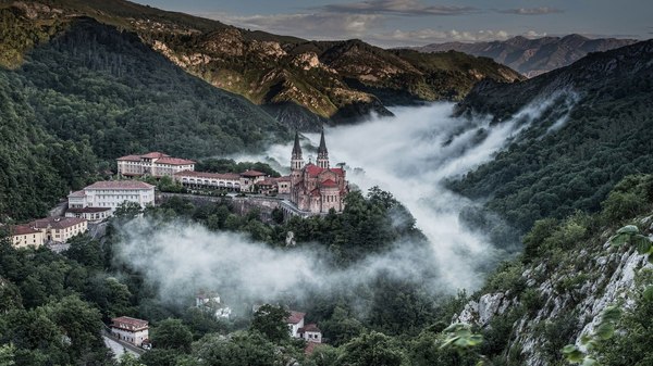 Village of Covadonga, Spain - , Spain, From the network, Fog, beauty, House