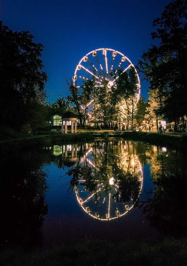 Ferris wheel. Yunost Park, Kaliningrad - My, Kaliningrad, Ferris wheel, The park, Youth