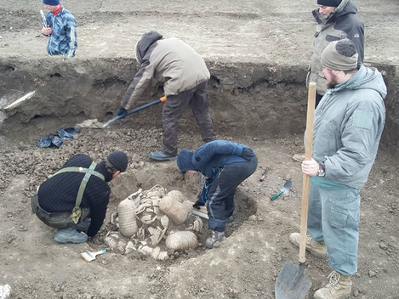 Life is Life Chest of the Third Reich and skulls of unknown creatures found in Adygea - Republic of Adygea, Liferu, Ahnenerbe, Archeology