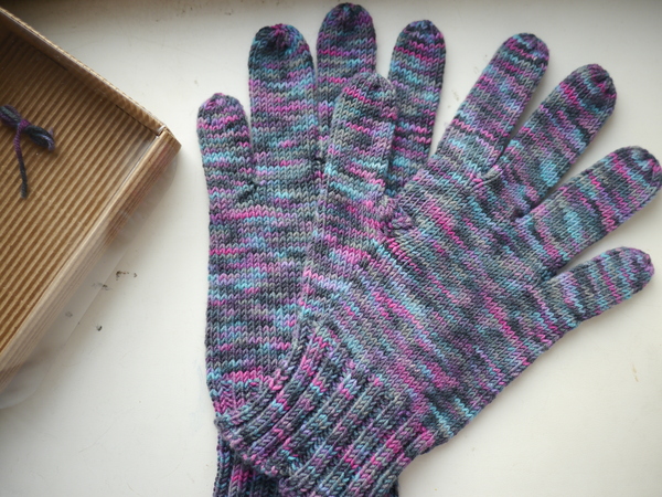 I sit - I knit (gloves) - My, Knitting, Needlework, Gloves, Longpost