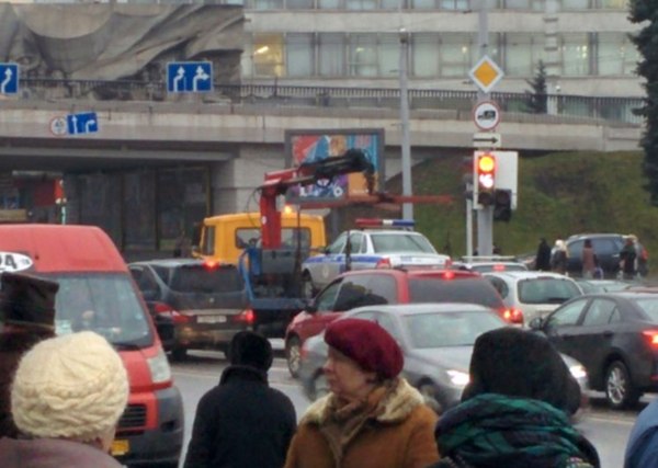 Belarusian tow truck that could! - Tow truck, Traffic police