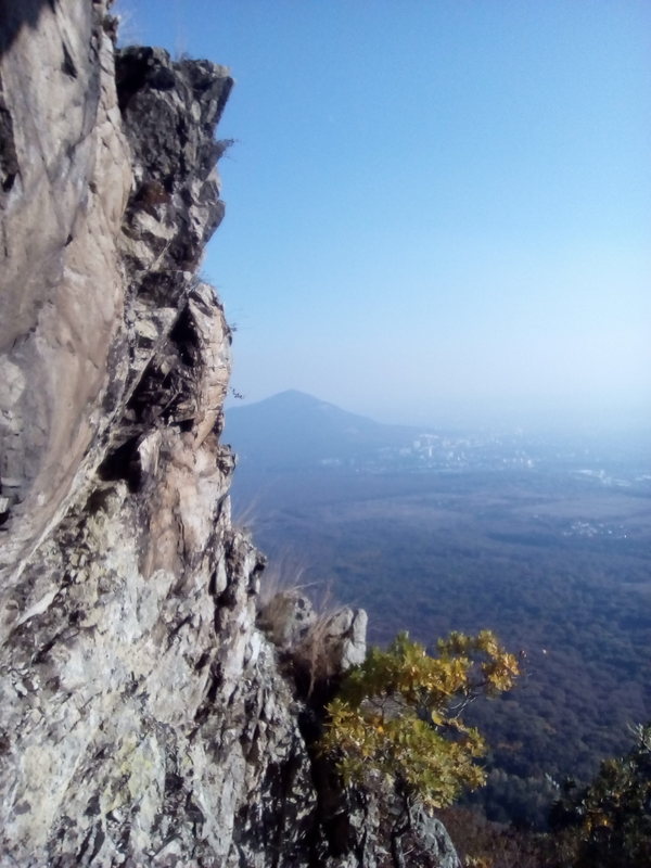 View from Beshtau to Mashuk. - My, The mountains, Beshtau, Mashuk, Autumn