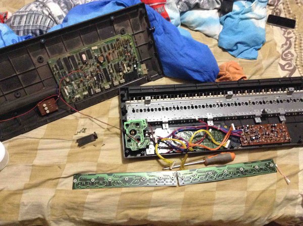 Korg Poly 800 1983 года Korg, Poly800, Synthesizer, Синтезатор, Ретро, Retrowave, 80-е, Длиннопост