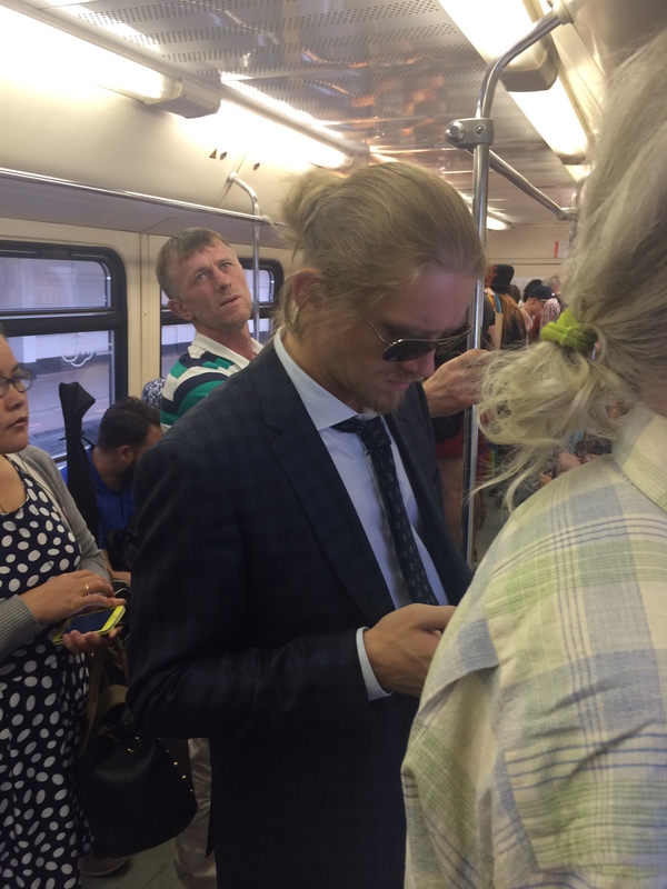 Леген-(подожди-подожди)-дарная встреча!