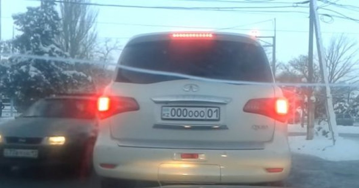Можно ездить на казахских номерах. Казахские номера машин. Блатные казахские номера. Самые крутые номера казахстанские. Самые крутые номера на машину.